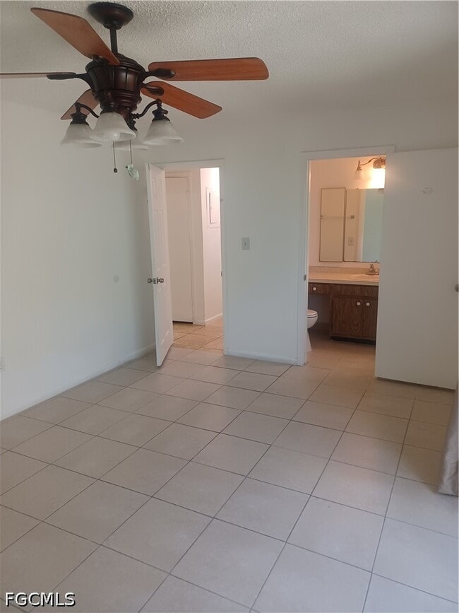 Building Photo - 4808 Lucaya Dr