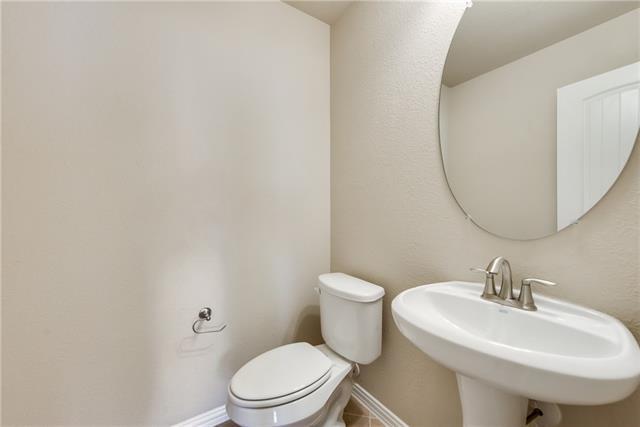 Building Photo - 1404 Nacona Dr