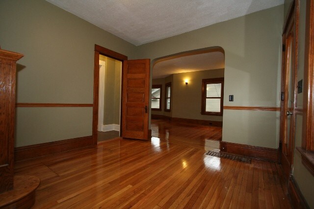 Building Photo - 306 Ball Park Blvd NW