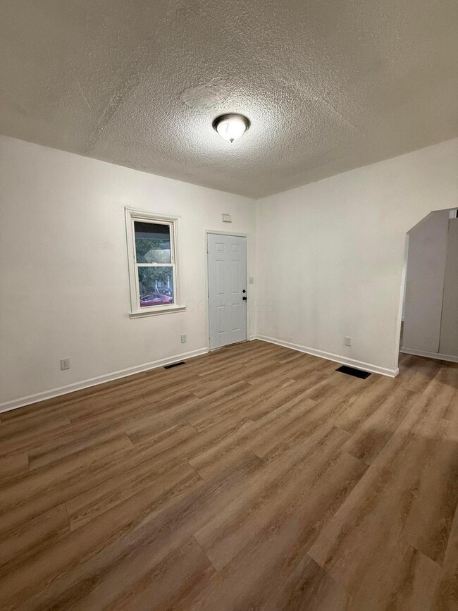 Building Photo - 416 Harrison Ave