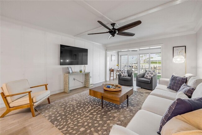 Building Photo - 2100 N Peninsula Ave