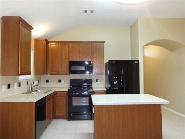 Building Photo - 21515 Rose Mill Dr