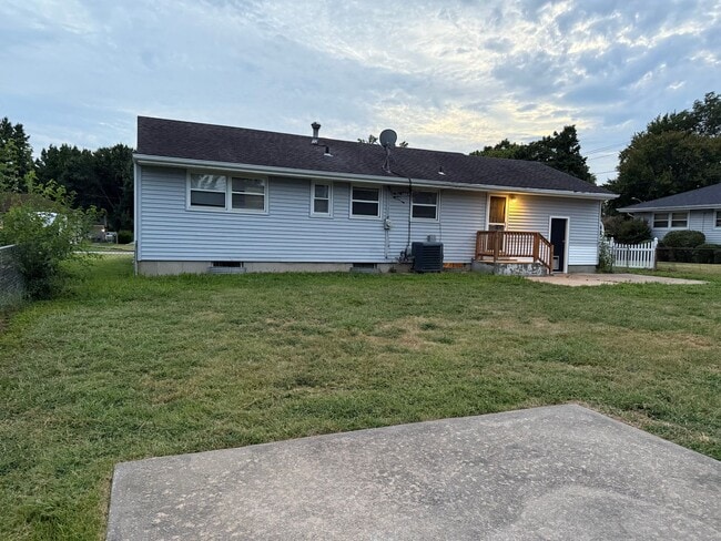 Building Photo - Charming 3 Bedroom Home in Florissant