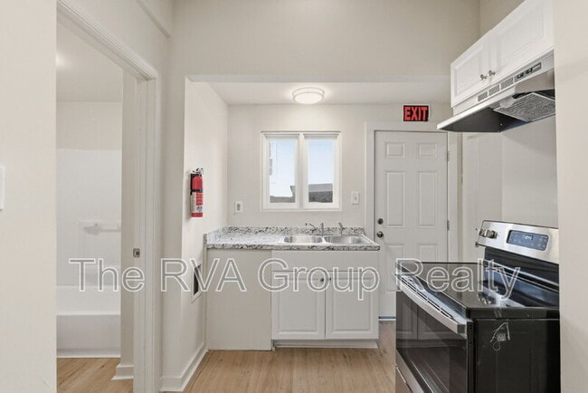 Building Photo - 27 S Jefferson St