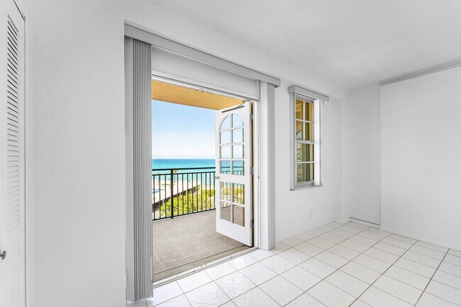 Building Photo - 3475 S Ocean Blvd