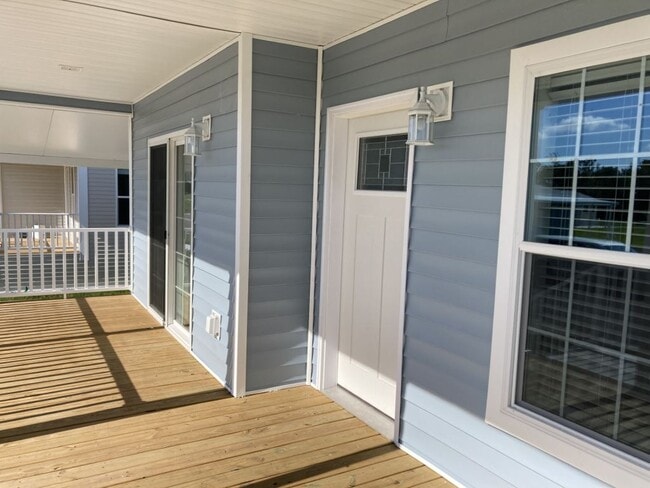 Building Photo - 3617 Campari Dr