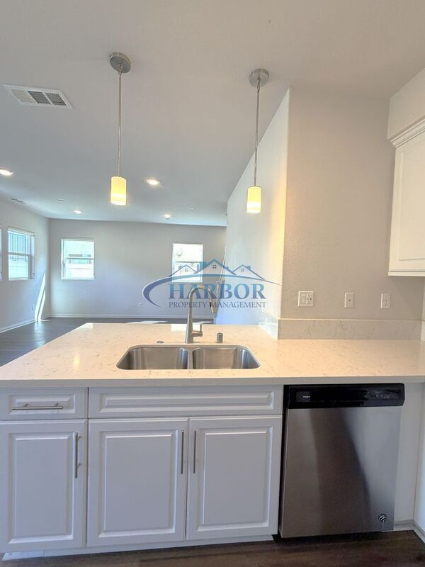 Building Photo - 11812 Vienna Ln