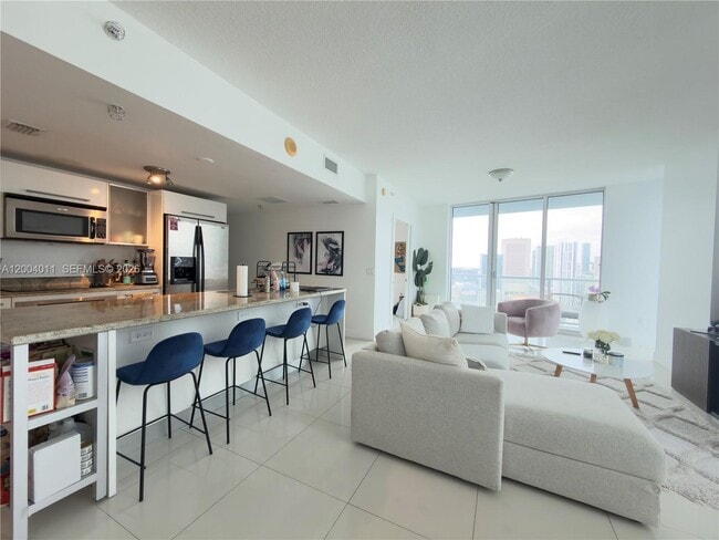 Building Photo - 185 SW 7th St