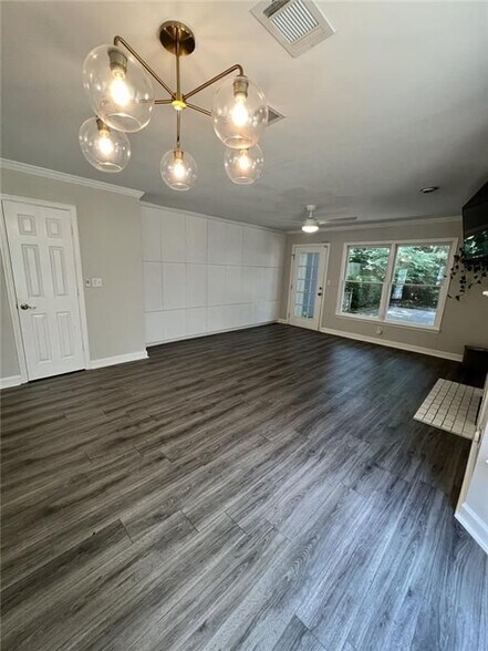 Building Photo - 1102 Defoors Landing NW