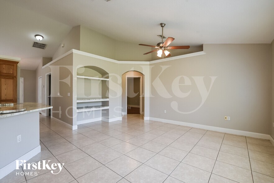 Building Photo - 140 Sunrise Blvd