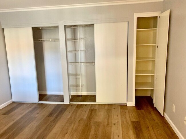 Building Photo - Great 1 bed 1 bath Condo in Pittsburg -- COMING SOON !!!