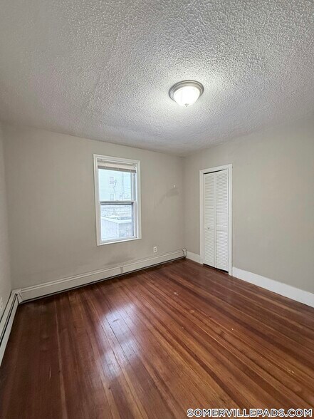 Building Photo - 280 McGrath Hwy