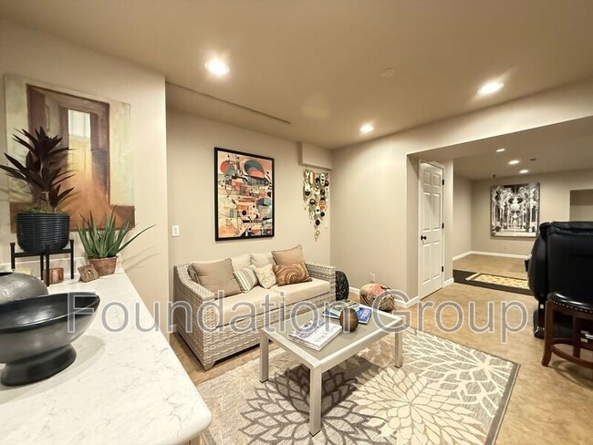 Building Photo - 3417 122nd Pl NE