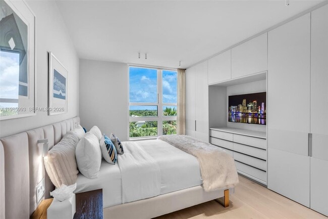 Building Photo - 430 Grand Bay Dr