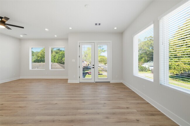 Building Photo - 10929 Ivyridge Rd