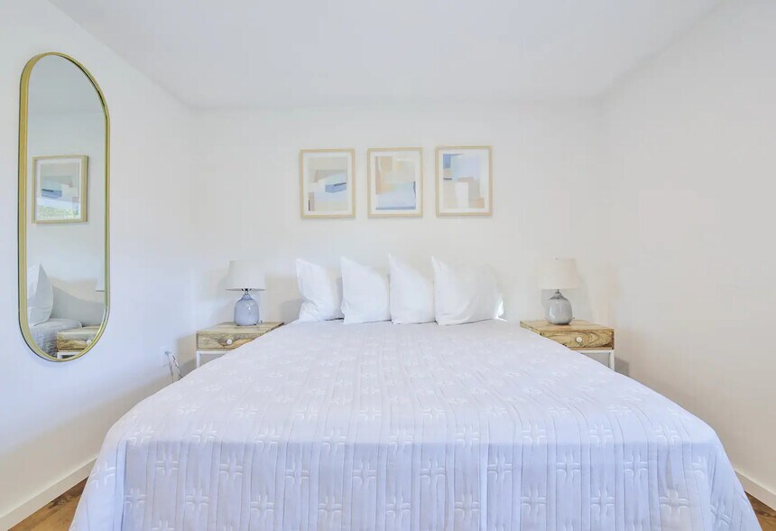 2nd bedroom - 2249 Grove St
