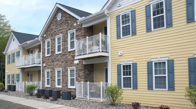 Building Photo - Liberty Commons Apartments