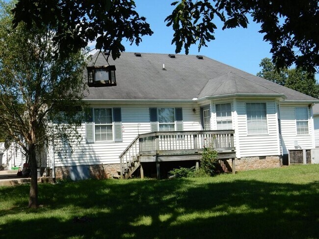 Building Photo - 502 Bloomfield Ct