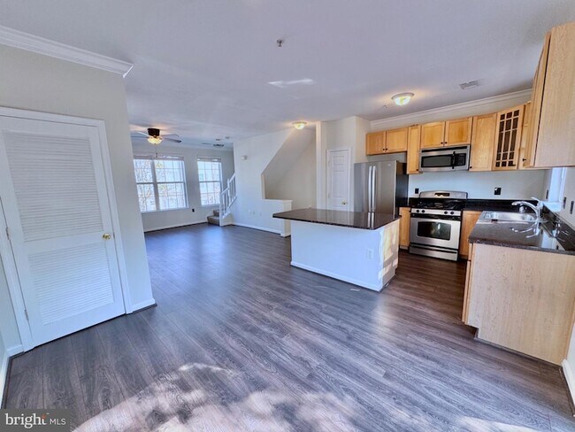 Building Photo - 21842 Jarvis Square