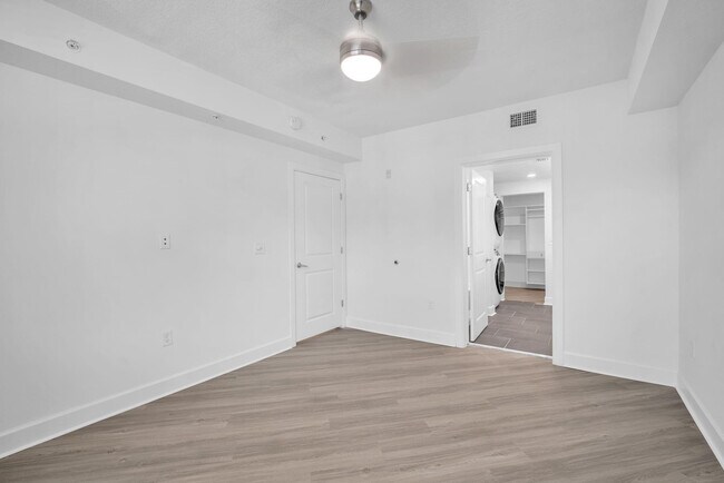 Building Photo - 4515 Main St