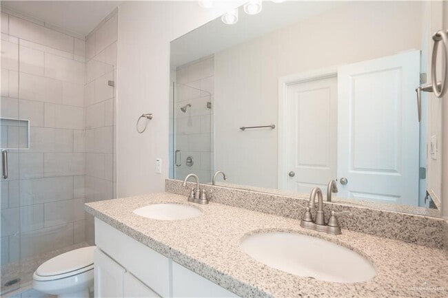 Building Photo - 28 N 15th St