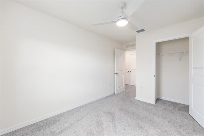 Building Photo - 8247 SW 67th Ave