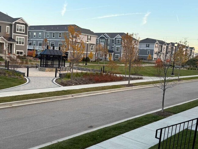 Building Photo - 2016 Yellowstone Blvd