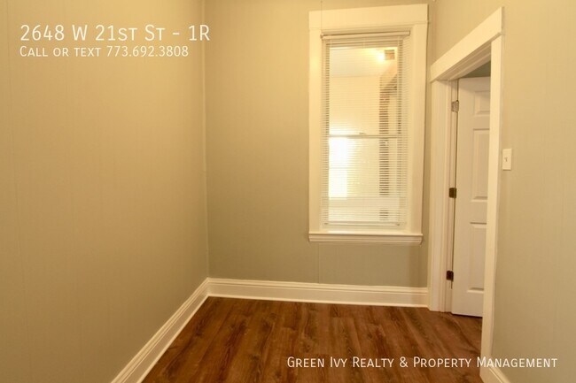 Building Photo - 2648 W 21st St