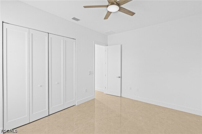Building Photo - 821 NW 37th Pl