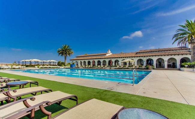 Building Photo - COASTAL LIVING IN A COUNTRY CLUB ENVIRONMENT.