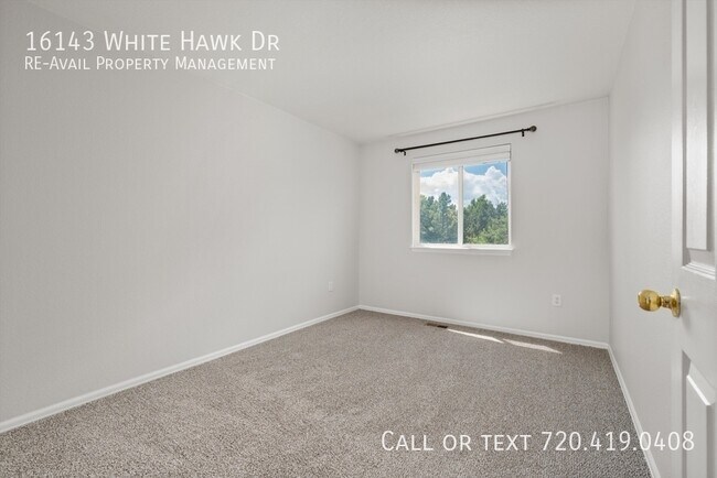 Building Photo - 16143 White Hawk Dr