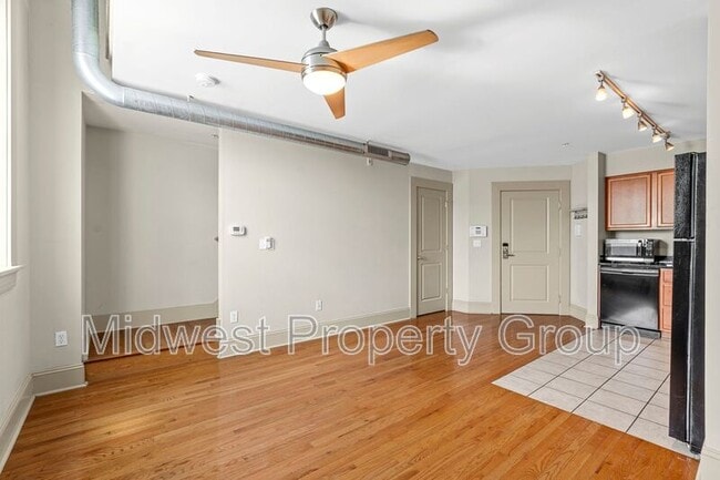 Building Photo - 4244 Chouteau Ave