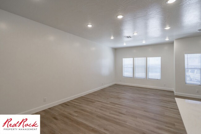 Building Photo - BRAND NEW 3 Bedroom Townhome!