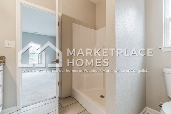 Building Photo - 2529 Tidewater Dr