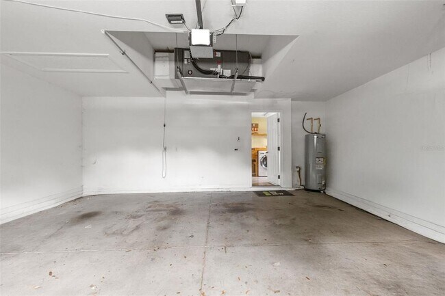 Building Photo - 13655 Artesa Bell Dr