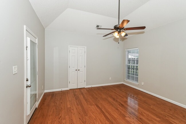 Building Photo - 196 Fairway Trace Dr