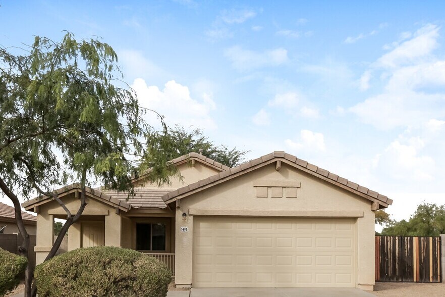 Primary Photo - 5802 S 54th Ln