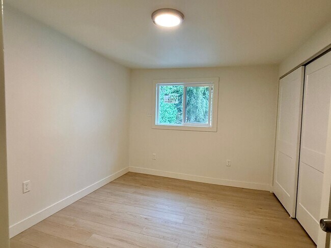 Building Photo - 8630 242nd St SW