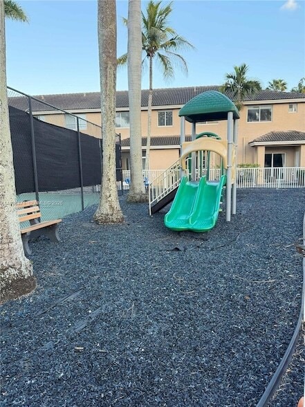 Building Photo - 5755 NW 115th Ct