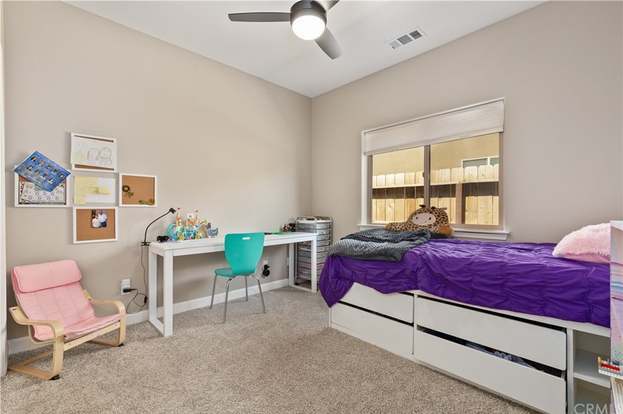 Building Photo - 655 Catala Wy