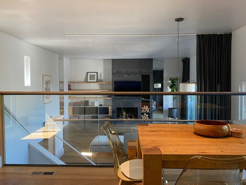Open floor plan - 5955 Fern St