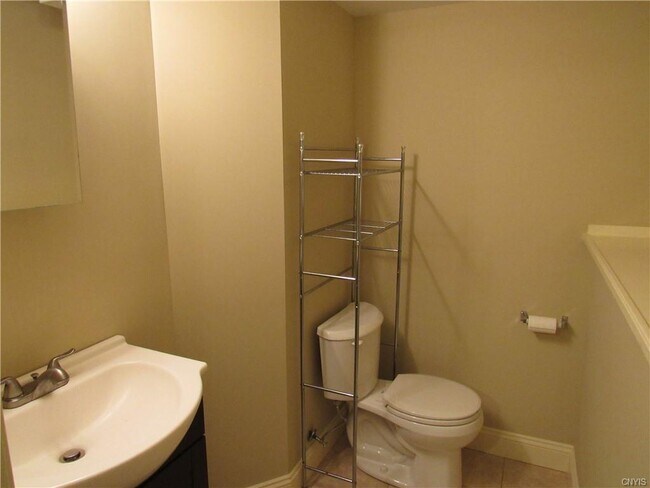 Building Photo - 4091 Kidron Ln