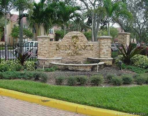 Building Photo - 2946 S University Dr