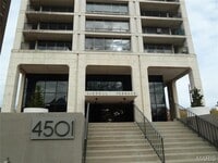 Building Photo - 4501 Lindell Blvd