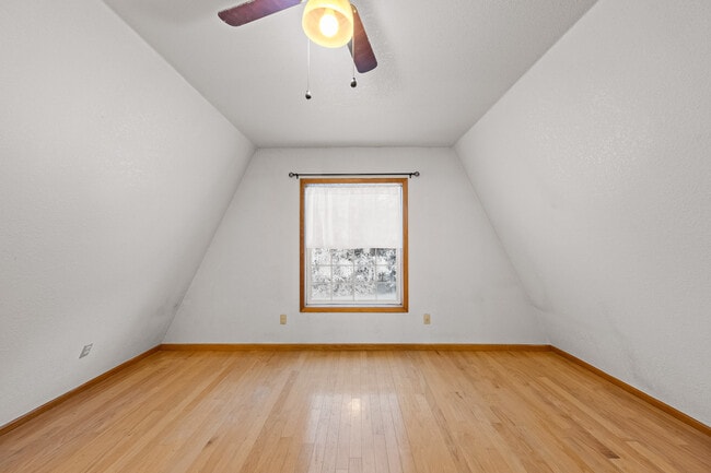 Building Photo - 710 Nautilus Dr