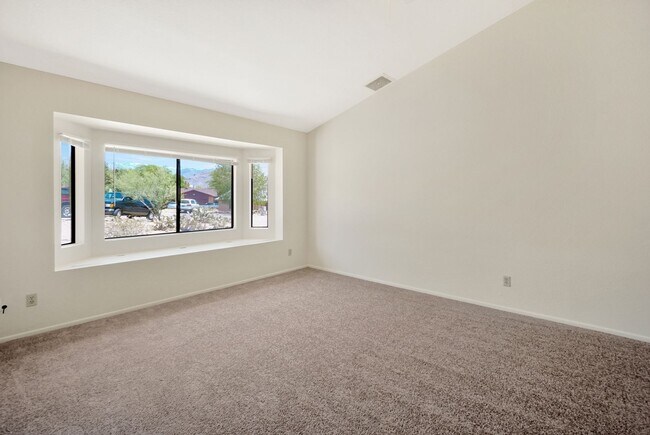 Building Photo - Pending/ Rented - Serene 3-bed 2-bath
