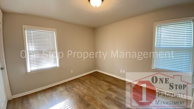 Building Photo - Beautiful 3 Bedroom 1 Bathroom in Independ...