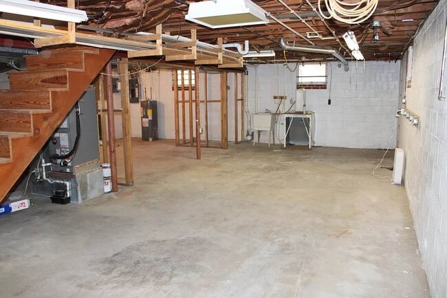 Building Photo - 1104 Wild Orchid Dr