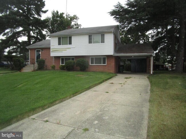 Building Photo - 5606 Devon Ct