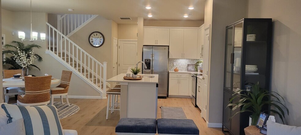 Kitchen - Model Home - 5309 Snowy Egret Grv